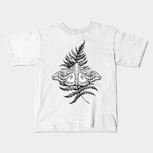 Moth on fern Kids T-Shirt